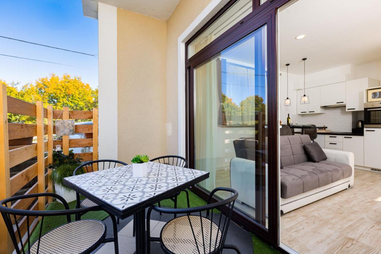 Apartments Meri Sveti Ivan  Екстер'єр фото